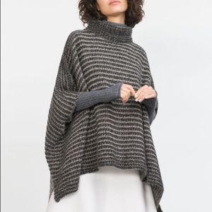 Zara poncho